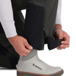 Simms Guide Insulated Bib 21 Simms Guide Insulated Bib -Simms || Orvis || Patagonia Sales 222 simms guide insulated bib carbon 10