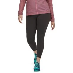 Patagonia Womens Maipo 7/8 Tights -Simms || Orvis || Patagonia Sales 231 patagonia womens maipo 7 8 tights black 04