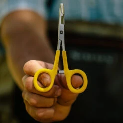 Loon Outdoors LOON CLASSIC SCISSOR FORCEPS -Simms || Orvis || Patagonia Sales Classic Scissor Forceps alt 3 1000x 3630b5fd 3f84 4769 ae28 ecee2c761ece