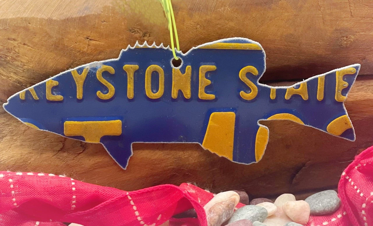 Cody Richardson Art - PA Smallmouth Bass License Plate Christmas Ornament 4 Cody Richardson Art - PA Smallmouth Bass License Plate Christmas Ornament - Image 2