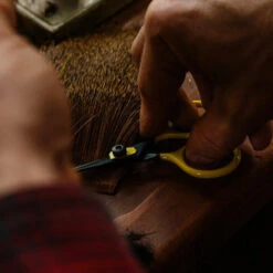 Loon Outdoors LOON RAZOR SCISSOR 4" -Simms || Orvis || Patagonia Sales Razor Scissors alt 4 1000x 55010c80 a005 4683 a8b9 cf42ddef4864