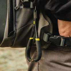 Loon Outdoors LOON ROGUE MITTEN SCISSOR CLAMPS W/ COMFY GRIP 8 Loon Outdoors LOON ROGUE MITTEN SCISSOR CLAMPS W/ COMFY GRIP -Simms || Orvis || Patagonia Sales Rogue Mitten Scissor Clamps alt 3 1000x c21e068b 235d 43ff 9f05 9bd06fc30812