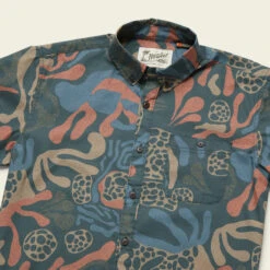 Howler Brothers Mansfield Shirt Sale -Simms || Orvis || Patagonia Sales S23 SS Shirts Mansfield Molecular Movements Antique Black Angle