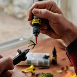 Loon Outdoors LOON UV CLEAR FLY FINISH - THIN -Simms || Orvis || Patagonia Sales UV Clear Fly Finish alt 3 1000x 10fafd0b ad2b 4a75 bfaf f344a36de7cc