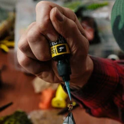 Loon Outdoors LOON FLUORESCING UV CLEAR FLY FINISH 1/2 Oz -Simms || Orvis || Patagonia Sales UV Clear Fly Finish alt 4 1000x 9e76cf2f 530e 41b4 b60d 114703ca6b24