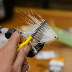 Loon Outdoors LOON ERGO COMB -Simms || Orvis || Patagonia Sales ergo comb alt 1 1200x 1b37b829 03fc 4317 85d5 f7464eb53a55