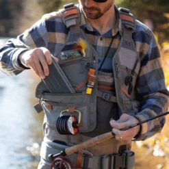 Fishpond Flint Hills Vest -Simms || Orvis || Patagonia Sales lecoq flinthills 3 1100x f84fbe10 9b41 405b bfd5 24faa501ec51