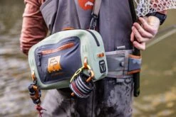 Fishpond Thunderhead Small Submersible Lumbar Pack -Simms || Orvis || Patagonia Sales p 363b3873 1ce6 489c a3dd b2617c4c370f