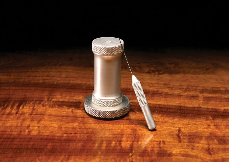 Hareline Aluminum Bodkin With Holder 3 Hareline Aluminum Bodkin With Holder